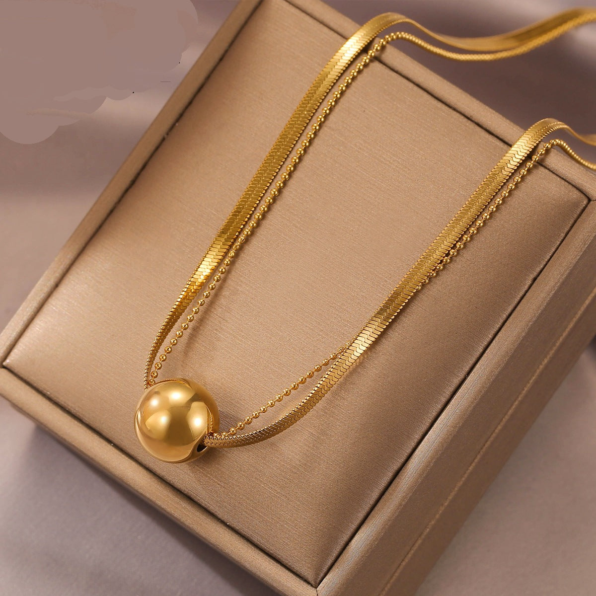 Women's Graceful And Fashionable Double-layer Good Fortune Ball Necklace