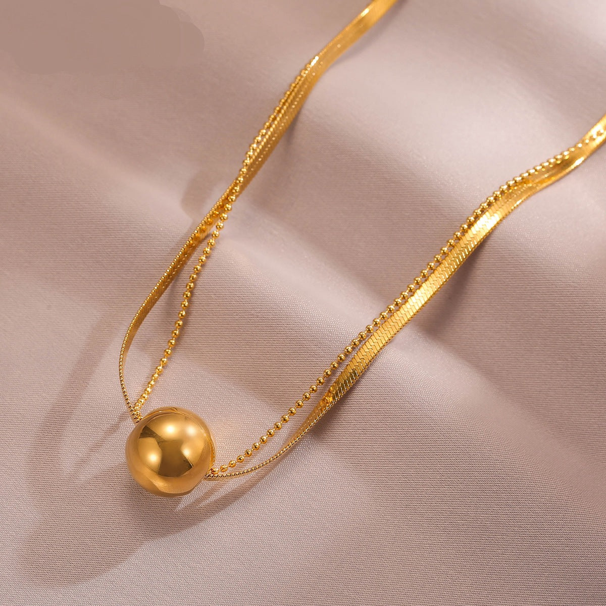 Women's Graceful And Fashionable Double-layer Good Fortune Ball Necklace